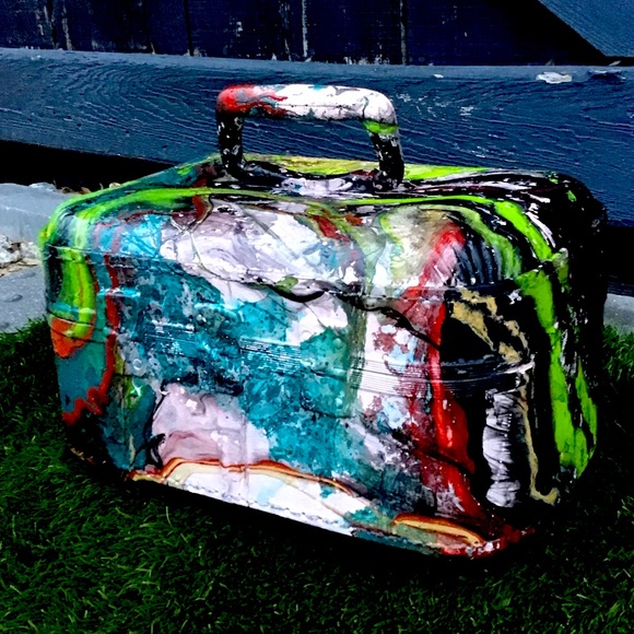 Vintage Train Case Luggage Suitcase Snake Skull One of a Kind Rainbow Wild Paint - Picture 2 of 2